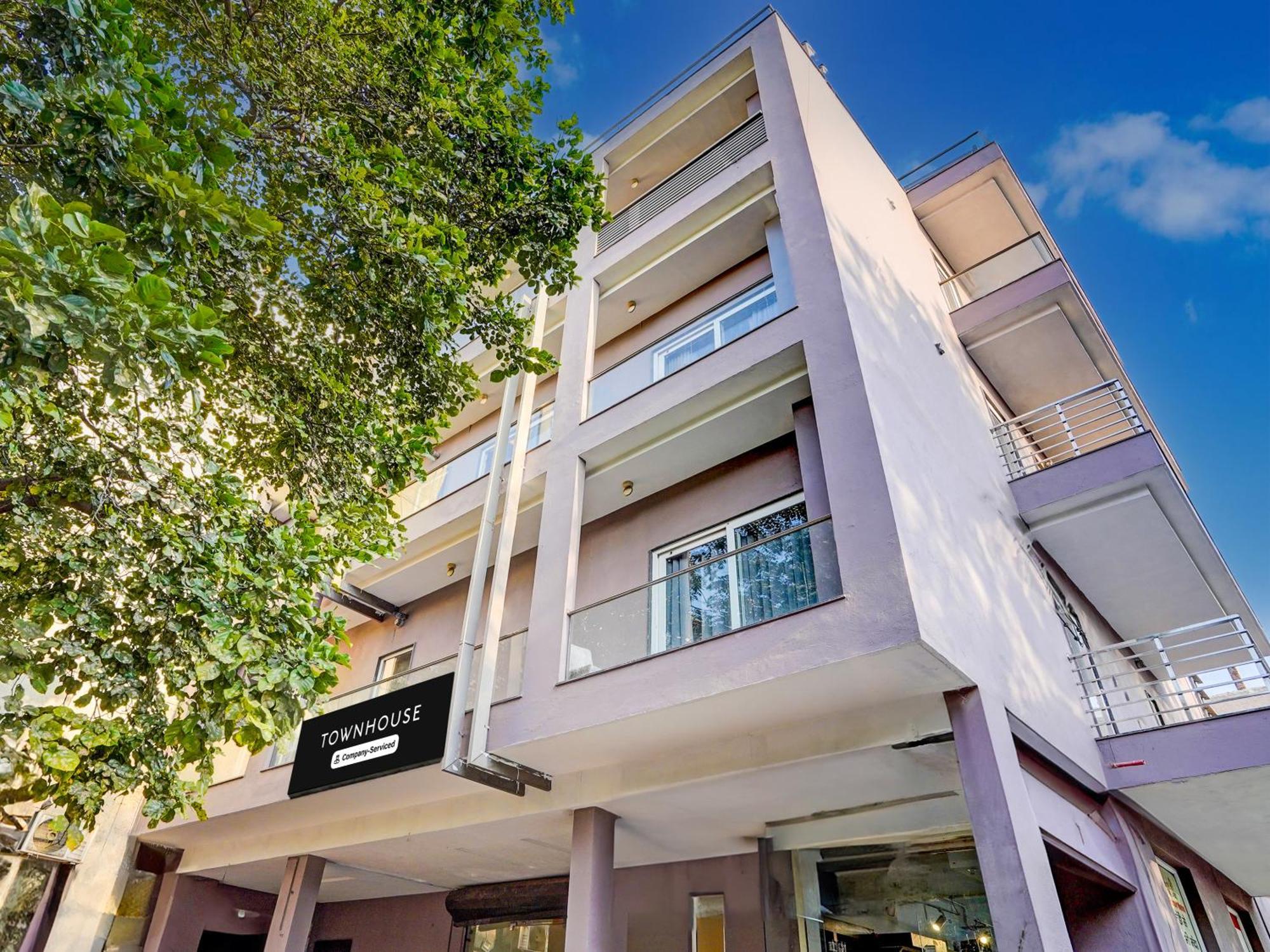 Super Townhouse Pitampura West Enclave Hotel Delhi Kültér fotó