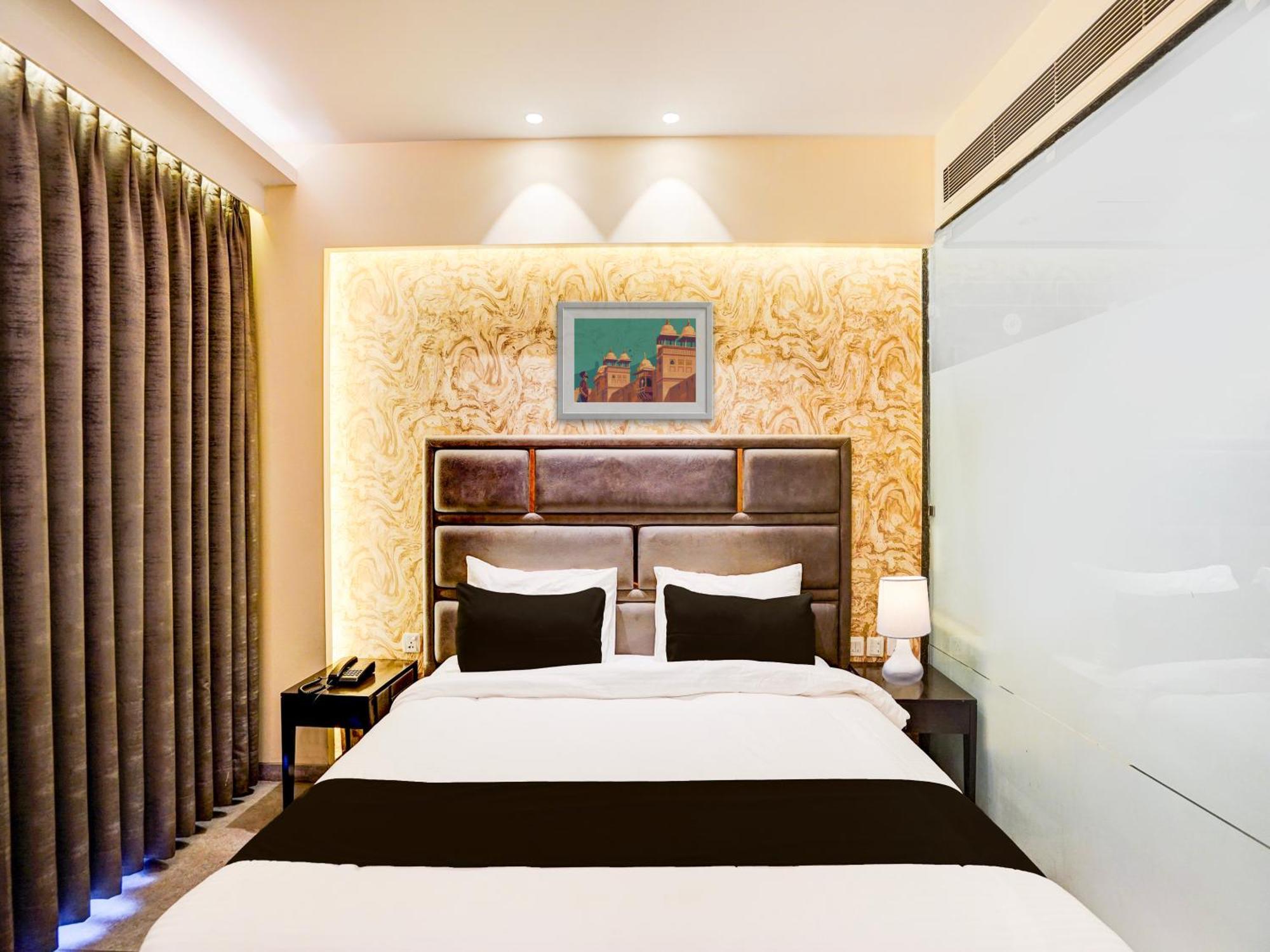 Super Townhouse Pitampura West Enclave Hotel Delhi Kültér fotó